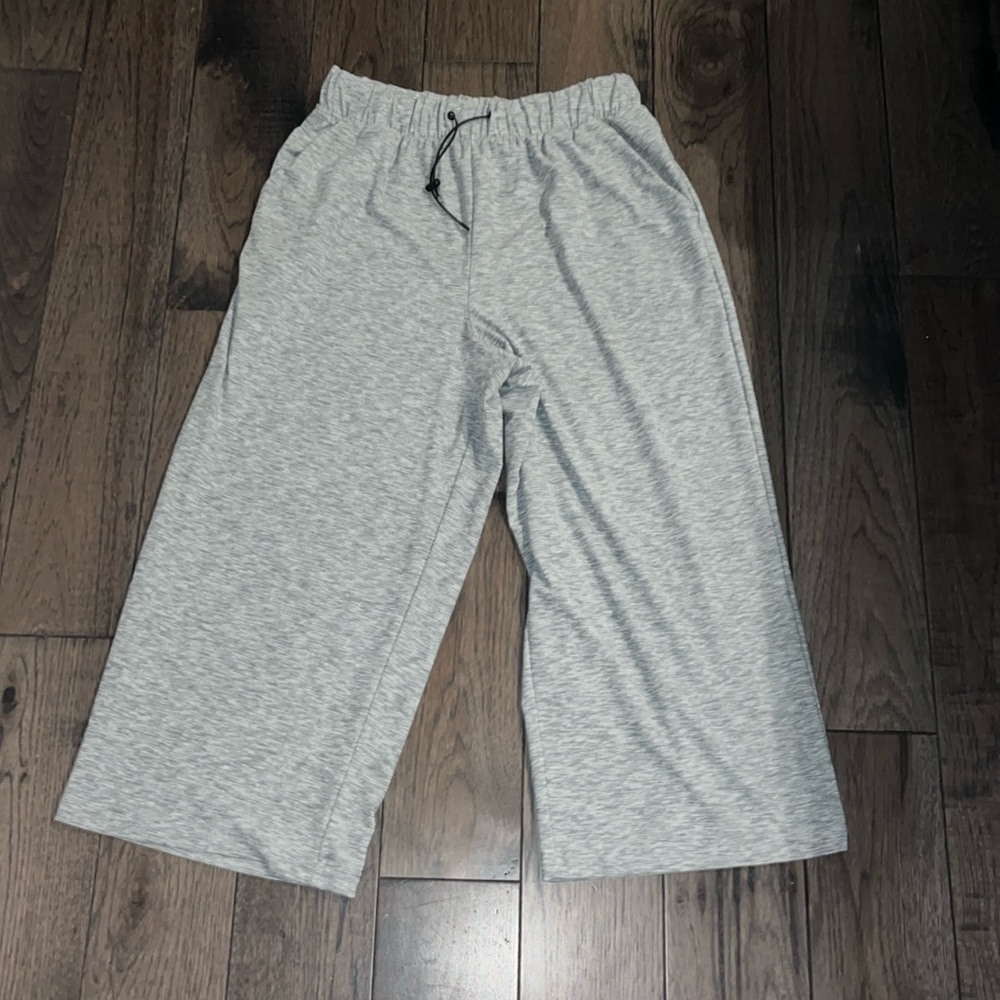 Grey old navy sweatpants